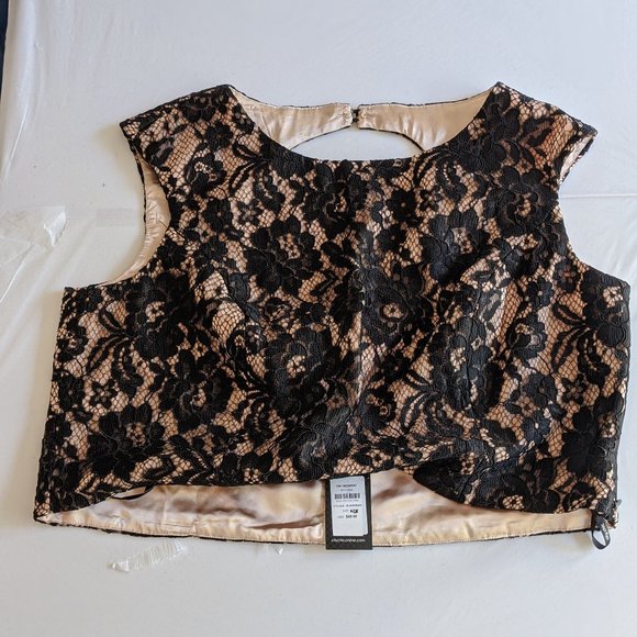 Sleeveless Crop Top 190J - Picture 5 of 8